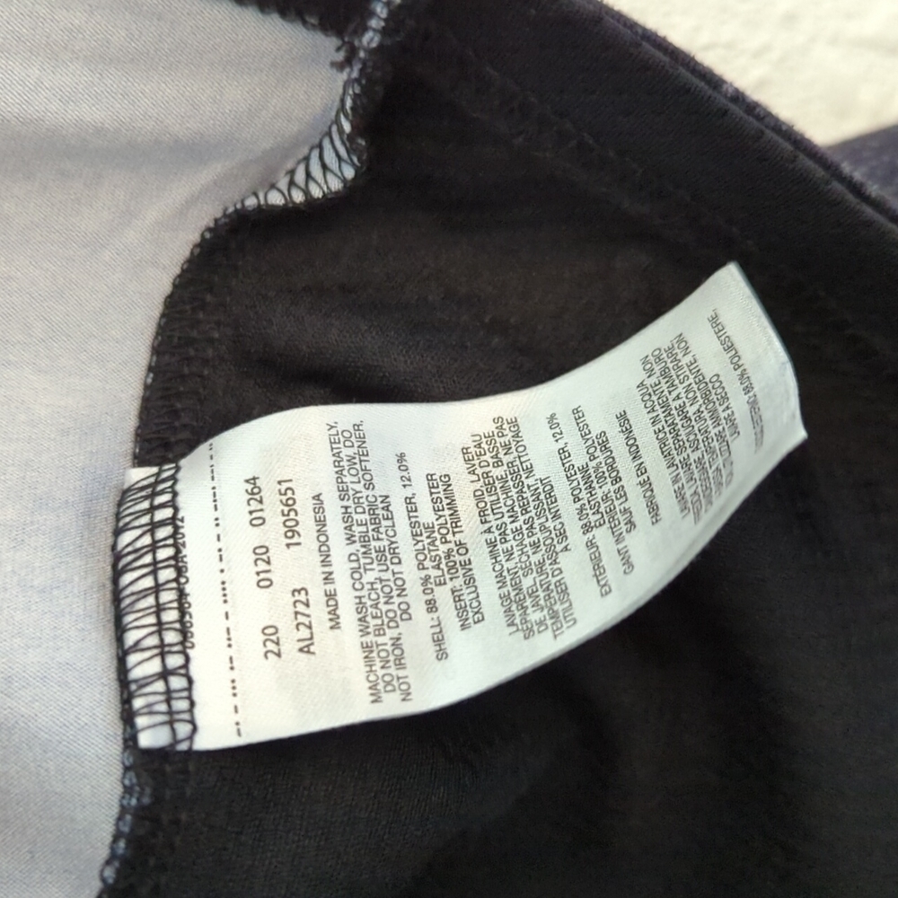 Columbia Long Sleeve Omni Wick Top Back Twist Detail Size Large - Picture 11 of 11
